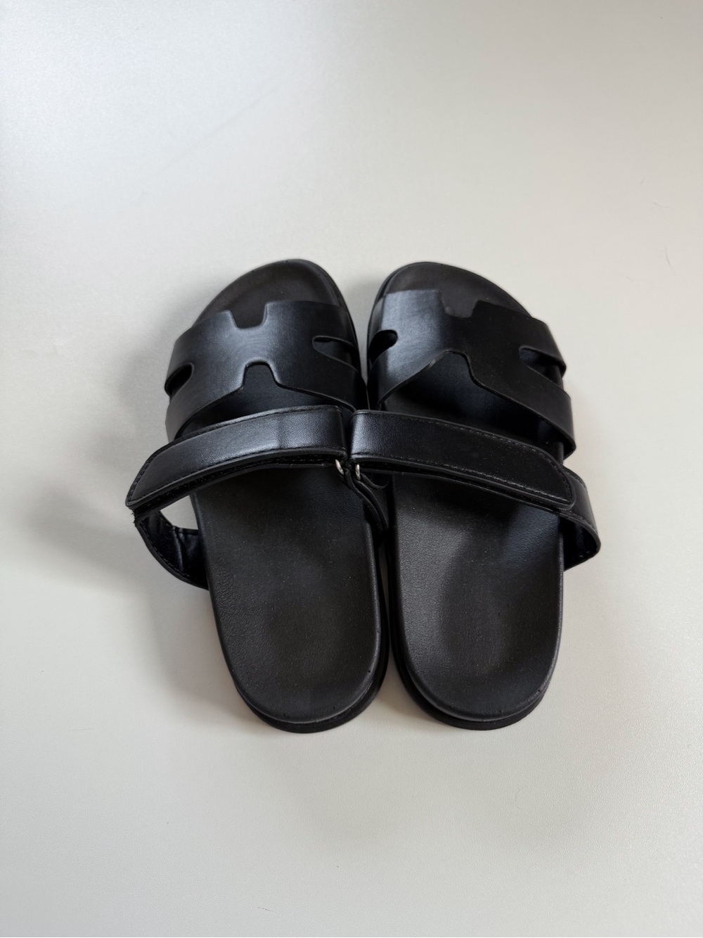 Sandals - Picture 3 of 4
